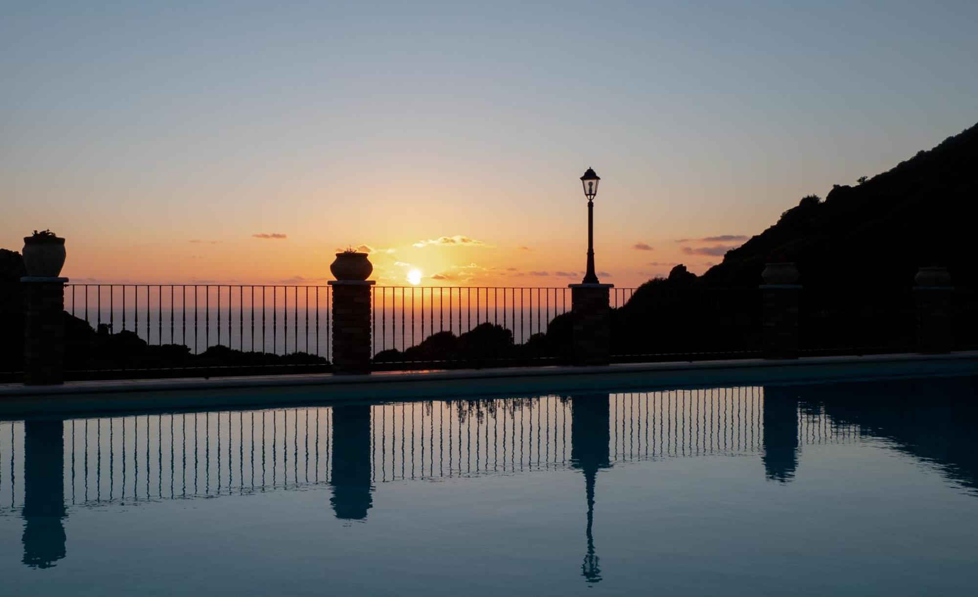 Вилла La Casa Del Mare Tanca Piras Nebida Экстерьер фото